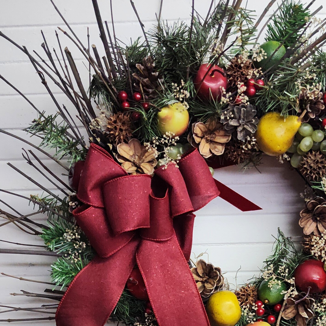 Della Roba Twig Wreath